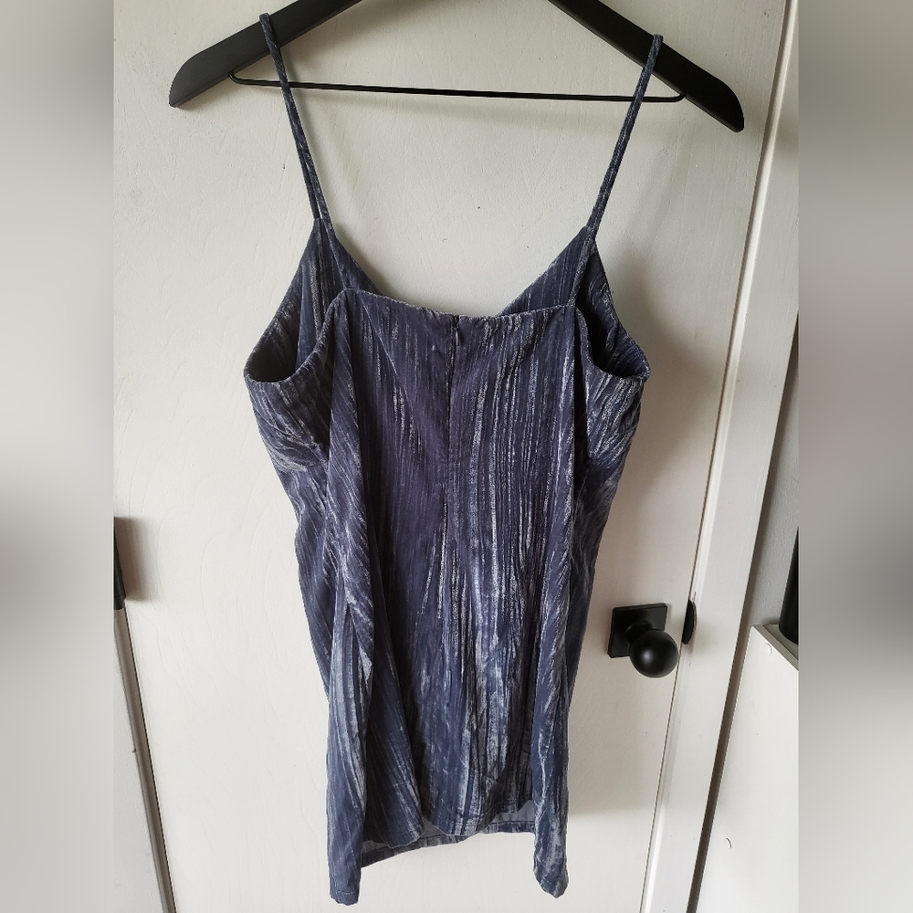 Elodie Blue Velvet Textured Mini Dress Size Large - Picture 3 of 5